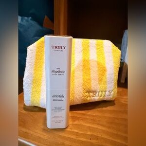 NWT TRULY Brightening Body Serum with Beauty Striped Terry Cosmetics Bag SET
